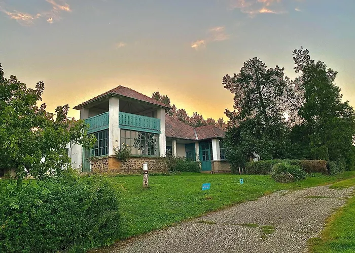 Bardio Birtokhaz - Koerpanorama * Lesenceistvand